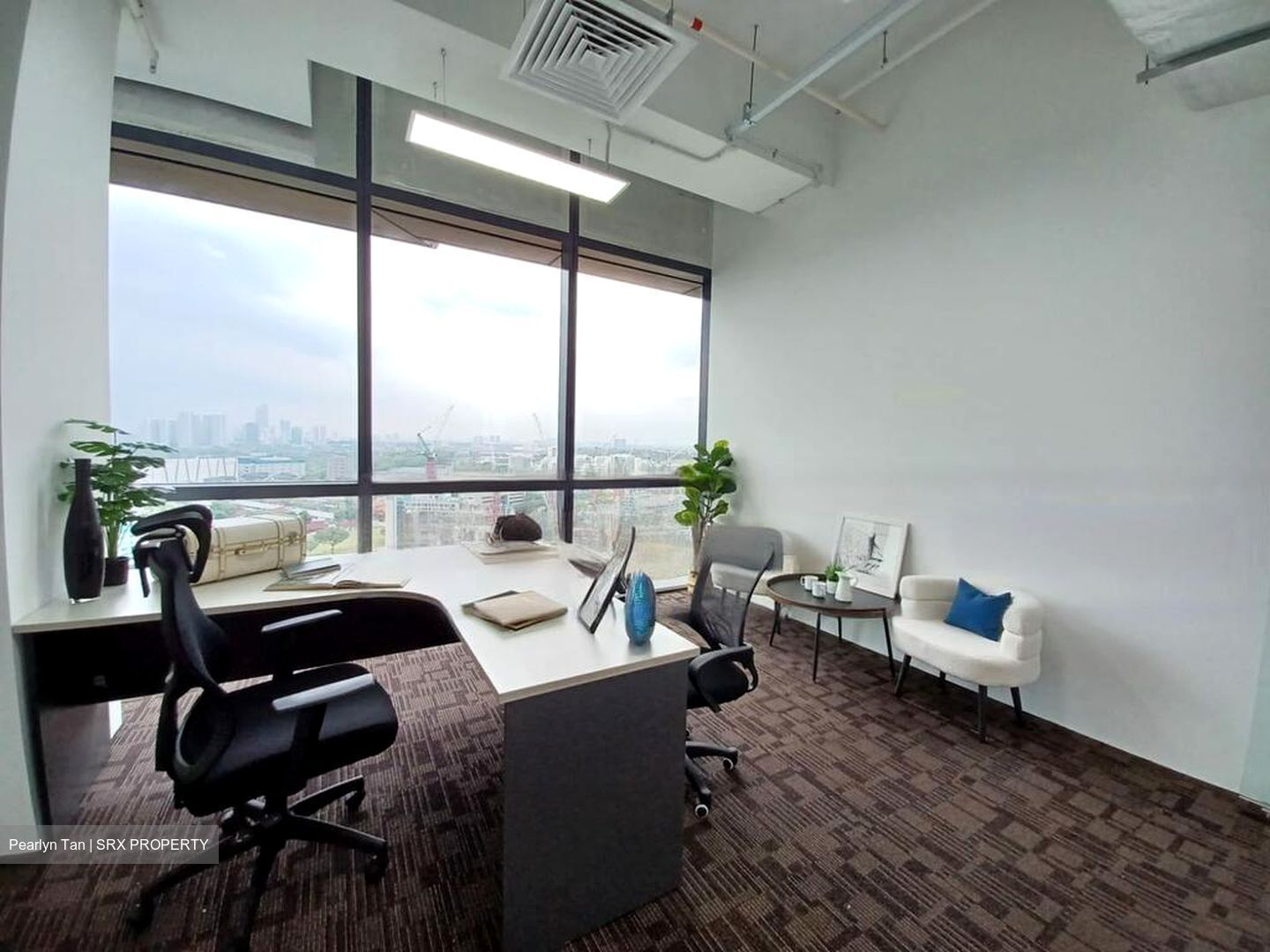 Woods Square (D25), Office #451143261